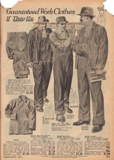 Doppelseite mit Overalls, Jacken, Arbeitshosen und Hemden aus verstärktem „denim“ (Jeansstoff) für Männer. Dreifachnähte, reißfeste Knopflöcher, rostfreie Knöpfe und durchgehende Mehrfachnähte (Mitte links) versprechen dauerhafte Dienstbarkeit der Arbeitskleidung.
